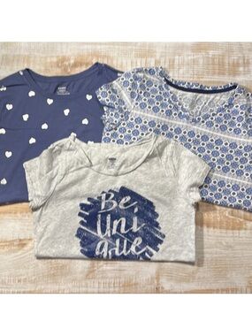 Girls Bundle of 3 T-Shirts in Size L 10/12